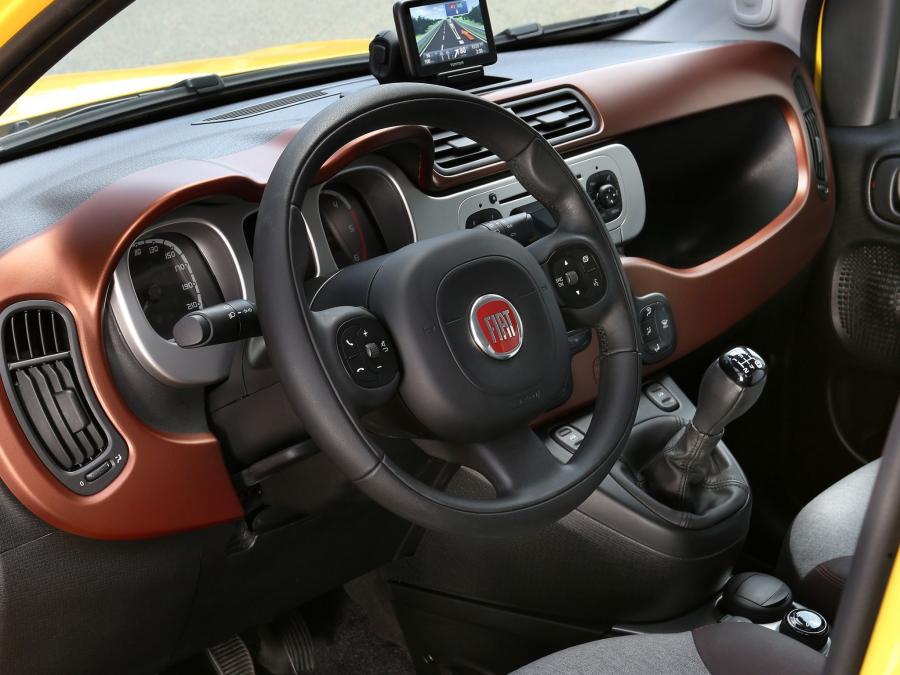  Fiat Panda Cross 2014 года  (фото 25 из 34)